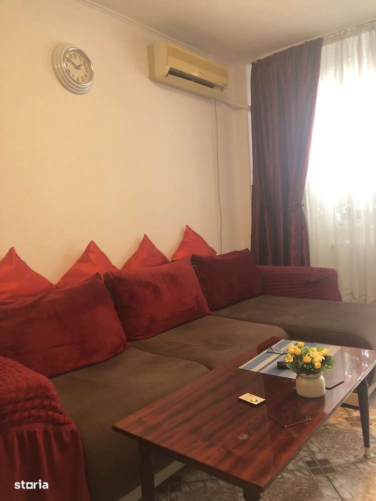De vanzare apartament 4 cam /semi Brancoveanu str. Izvorul Rece
