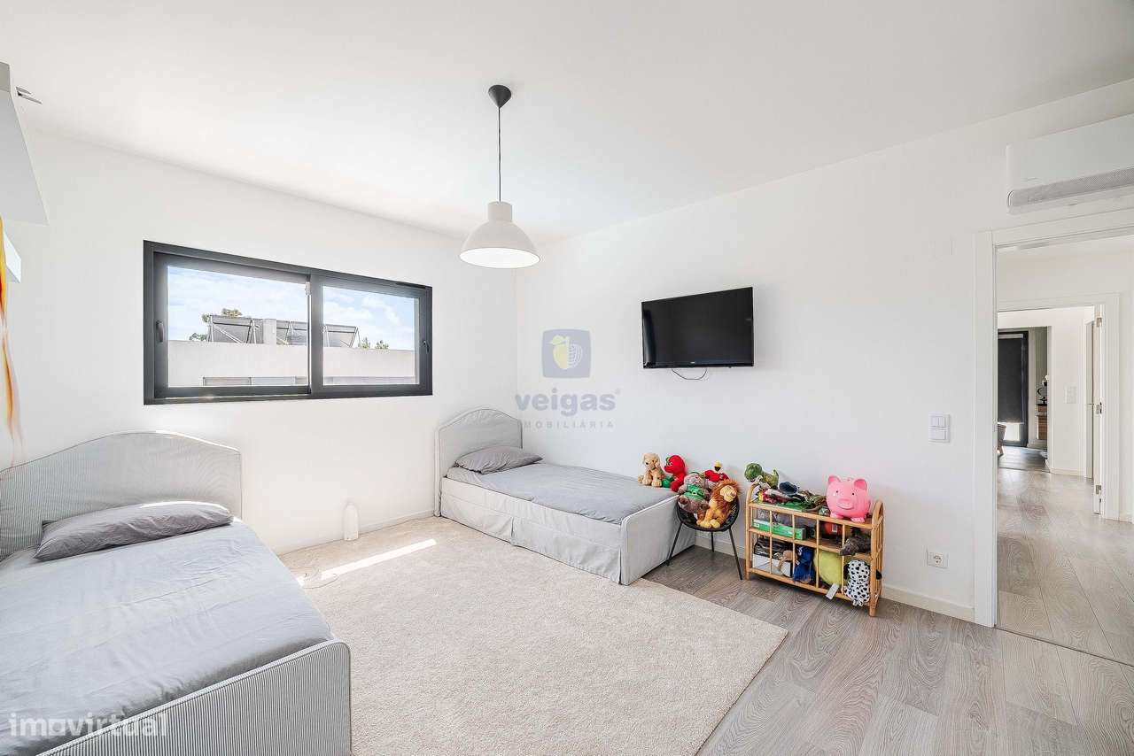 Moradia Isolada em Condominio-6