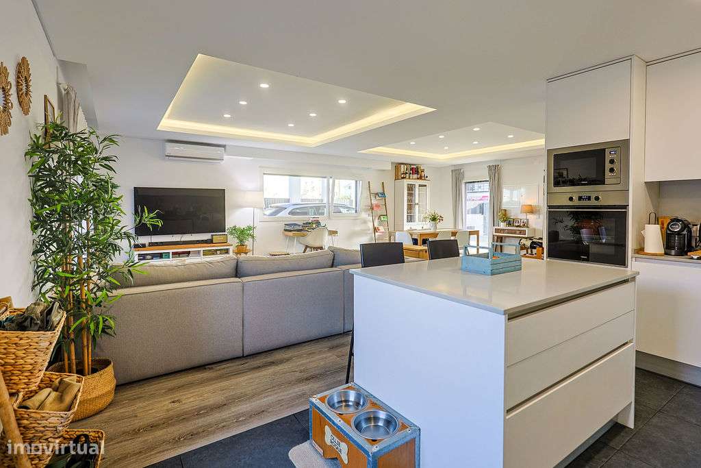 Moradia T4 com jardim, Fernão Ferro-22