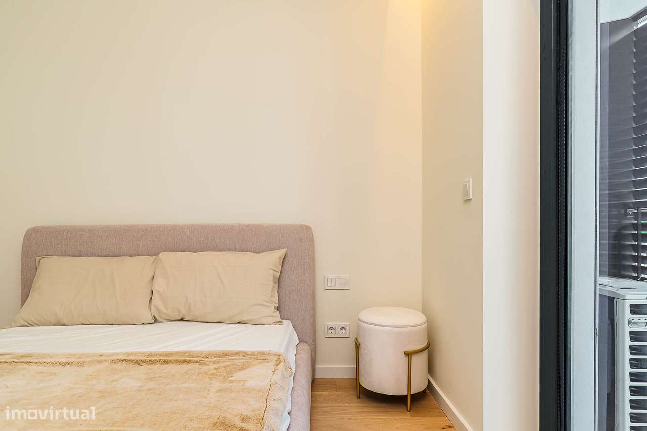 Apartamento t1 à venda na Avenida dos Combatentes, 70-15