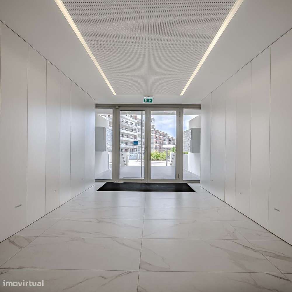 Apartamento T3 com magnífico Terraço e Vista Baía – Seixal - Grande imagem: 4/41