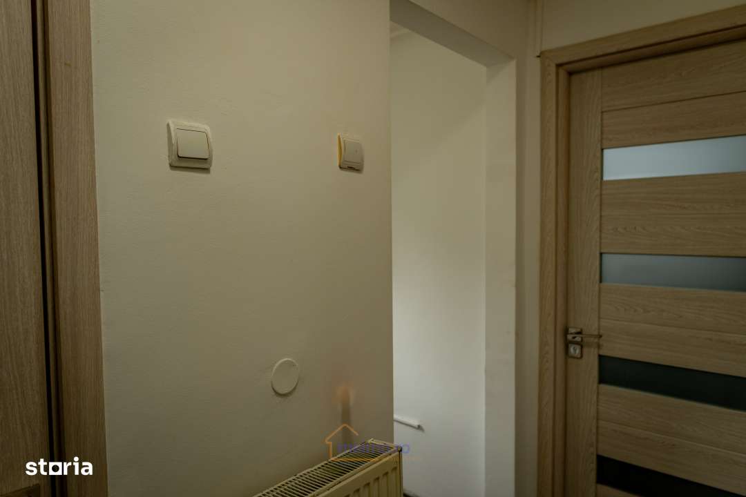 Garsoniera de 21mp langa Piata din Moinesti, bloc A3-5