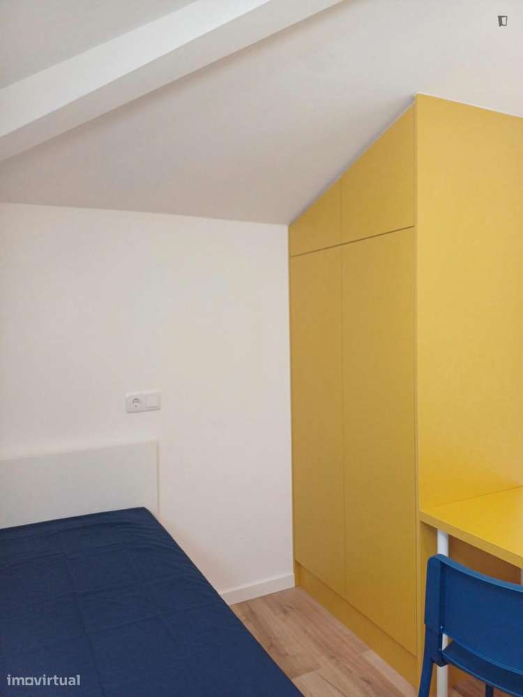 Estúdio - localizado em Montes Claros Coimbra - Grande imagem: 2/4