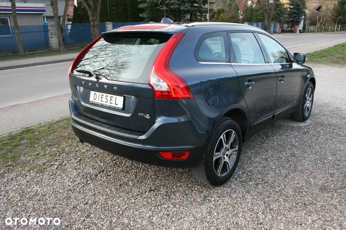 Volvo XC 60 D3 Summum - 4