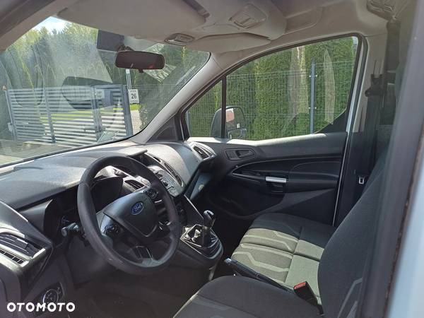 Ford Transit Connect - 21