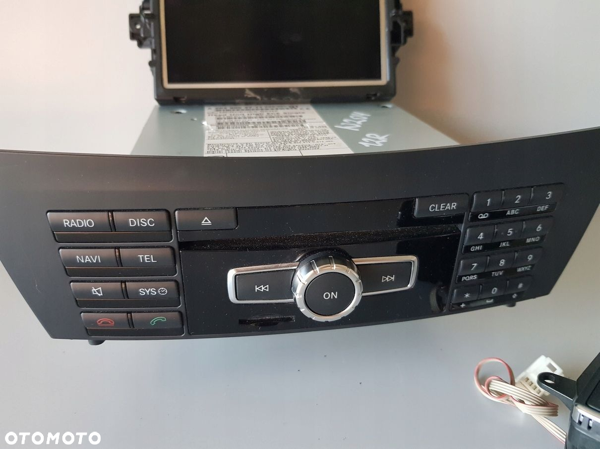 Radio nawigacja a2049004711 mercedes w204 lift - 2