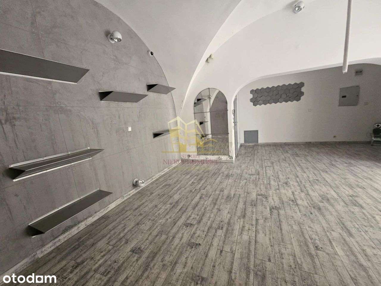 Lokal usługowy w Dzierżoniowie/Rynek 37m2 - Pełny obrazek: 5/17