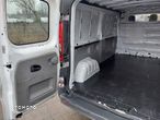 Opel Vivaro - 12