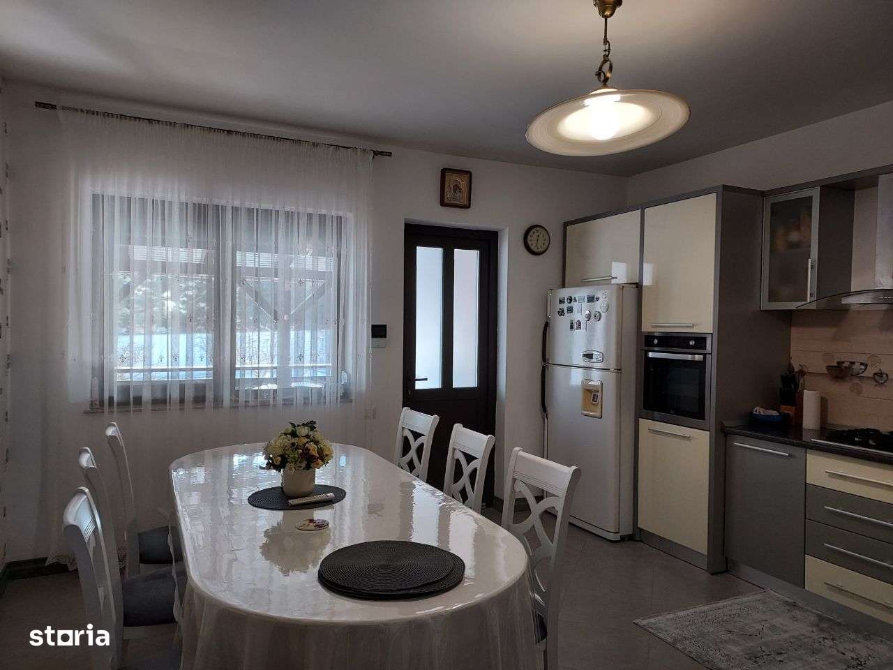 Vila - la intrare in Moara-3