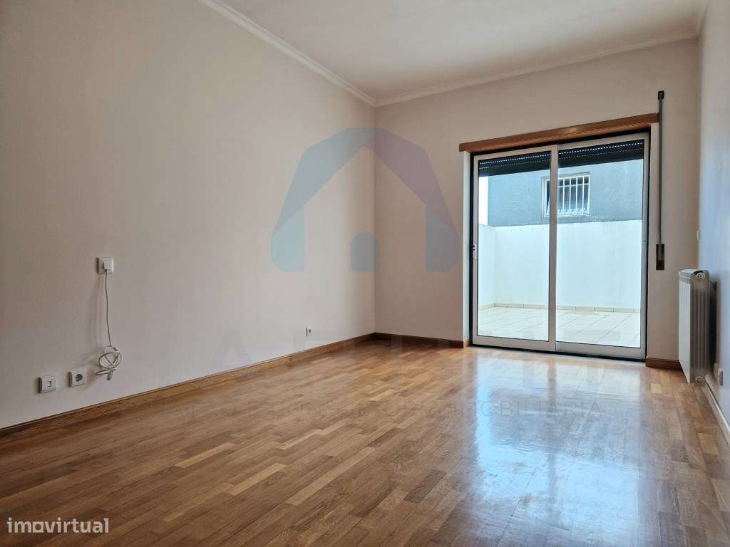 Apartamento T3 com Terraço - Pombal-20