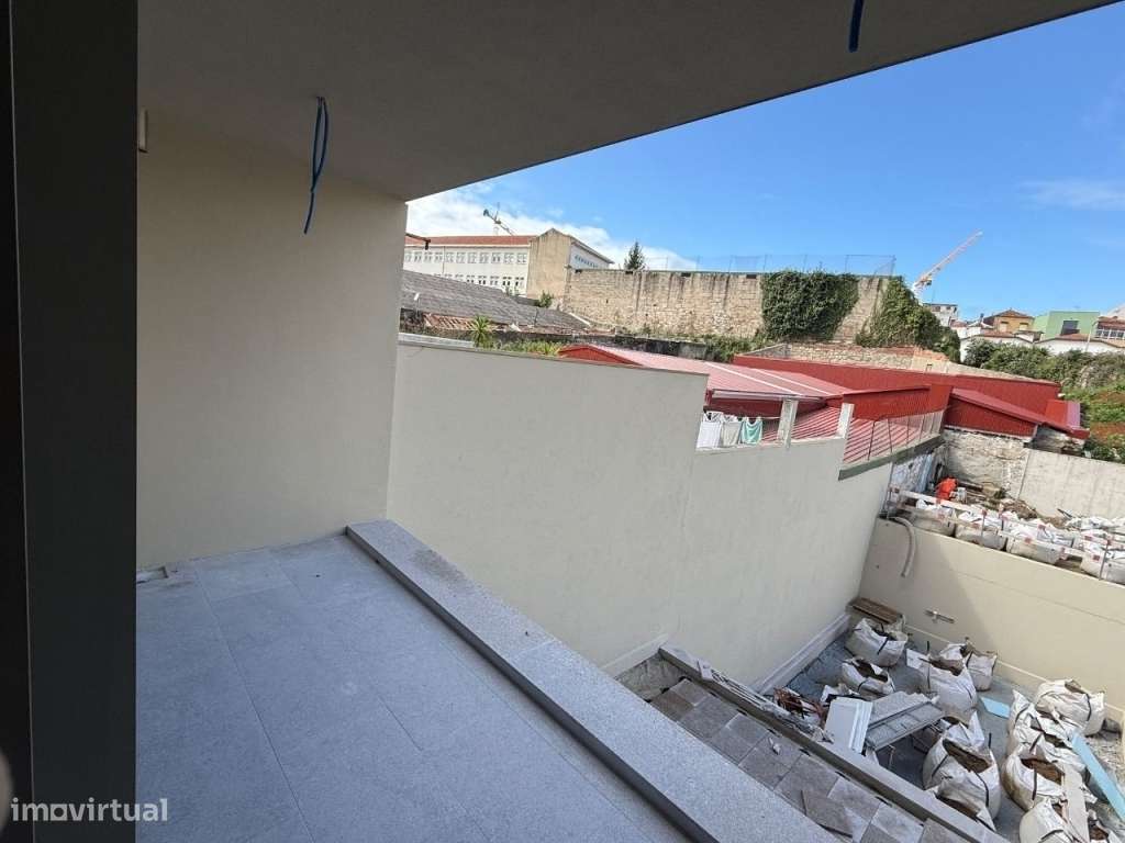 Apartamento, 90 m², Campanhã - Grande imagem: 2/23