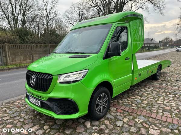 Mercedes-Benz Sprinter - 1