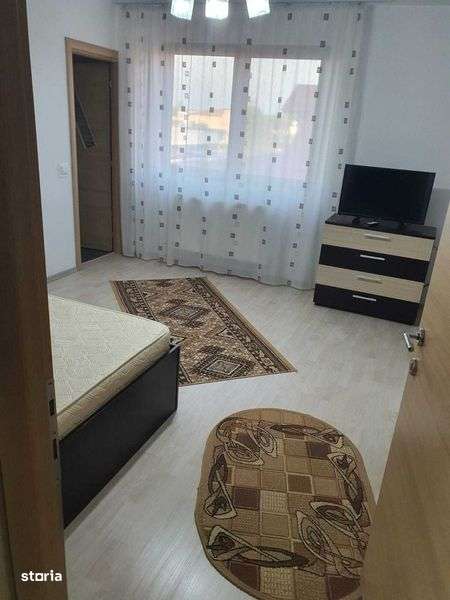 Proprietar inchiriez garsoniera 4 min de metrou Aparatorii Partriei - Imagine principală: 4/8