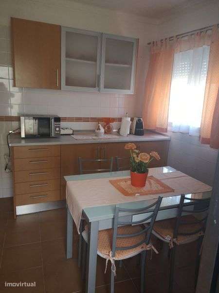 Casa térrea T3 totalmente equipada e mobilada. - Grande imagem: 4/12