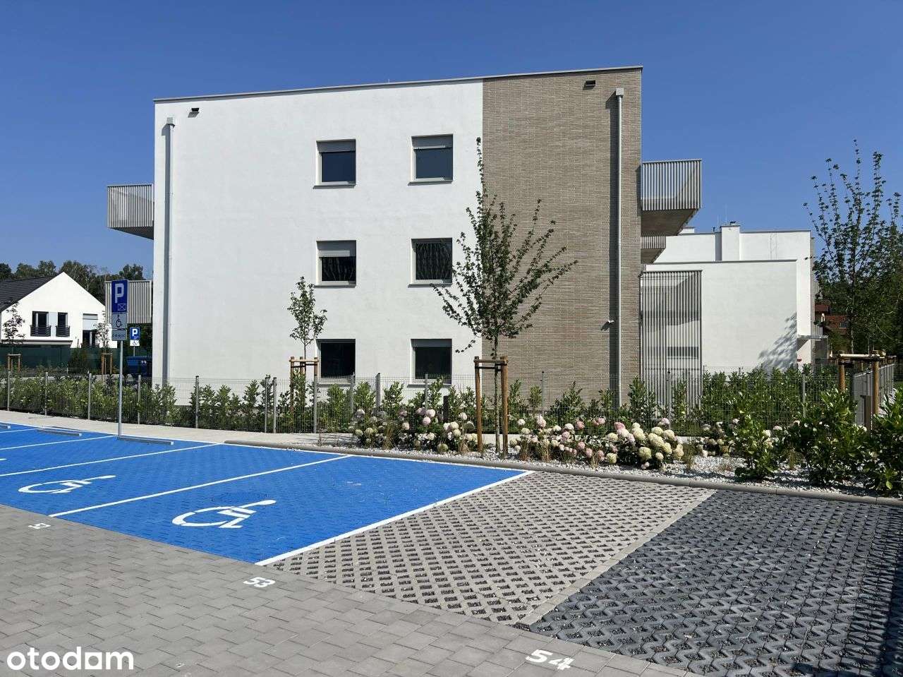 Antoninek, Poznań – 44 m², gotowy budynek!-1