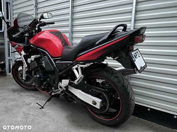 Yamaha FZS - 3