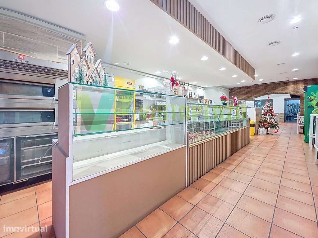 Pastelaria - Snack Bar, Para Trespasse, Centro de Portimão - Grande imagem: 2/17