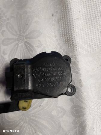 Silniczek nagrzewnicy Valeo 006967E,  006968W, 986471H, 006587W, 986474L, 006972T Opel Vectra C - 6