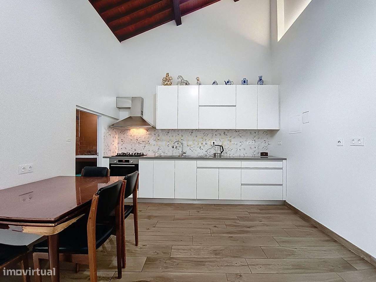 Encantadora Moradia T2 com Jardim em Ponta Delgada - Grande imagem: 5/15