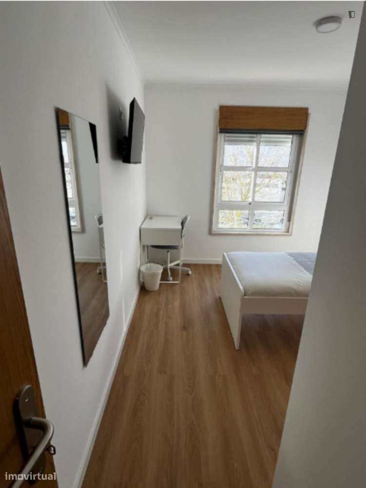 Quarto - localizado em Lumiar Lisbon - Grande imagem: 4/5