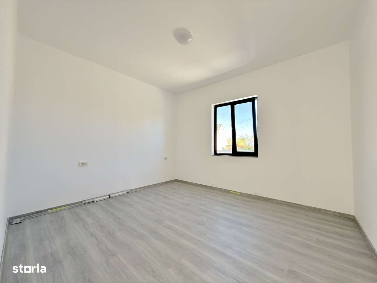 Casă cu 3 Camere | Lumina-4