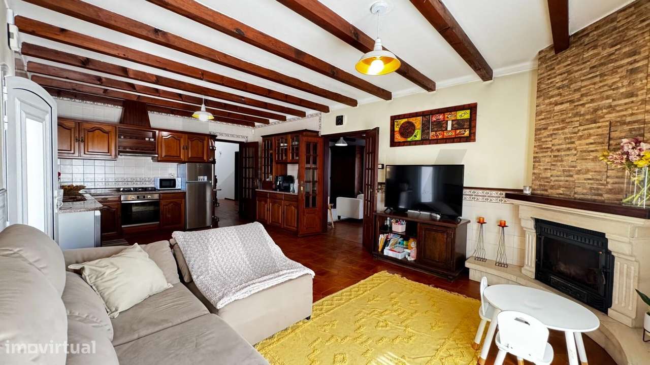 Moradia T4 com terreno em Troviscal - Grande imagem: 5/48