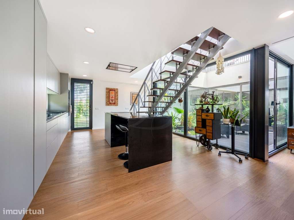 Moradia T4 c/ Jardim de Inverno | Cascais-8
