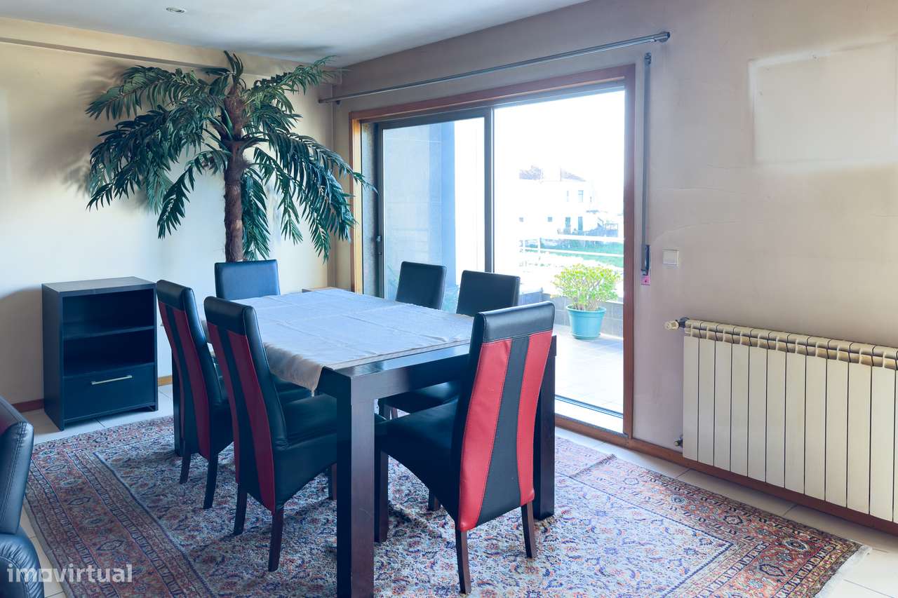 Apartamento T2 com Terraço e Garagem Fechada – Ferreiros, Amares-21