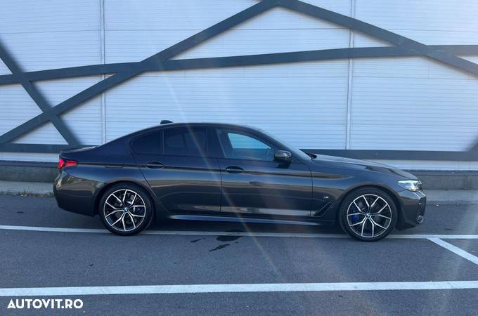 BMW Seria 5 540d xDrive MHEV - 3