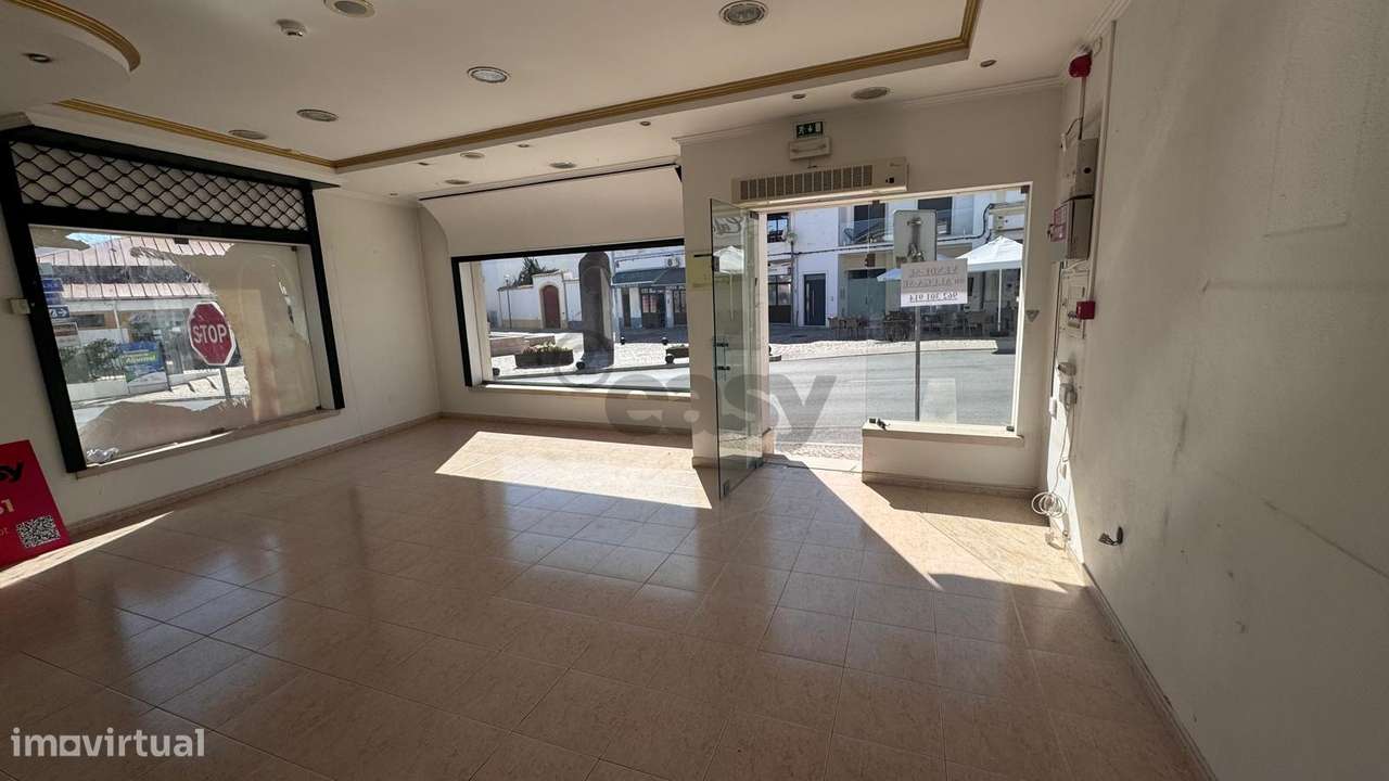 Loja 57m2 com casa-de-banho, despensa e sala privada, Aljustrel - Grande imagem: 2/22
