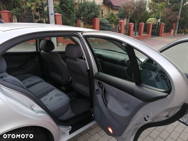 Seat Leon 1.6 Signo - 14