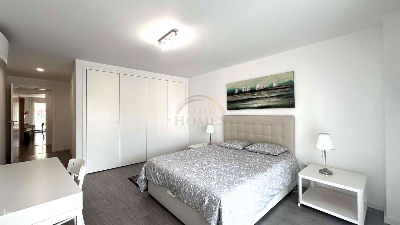 Apartamento T3 de Luxo em Paço de Arcos.-32