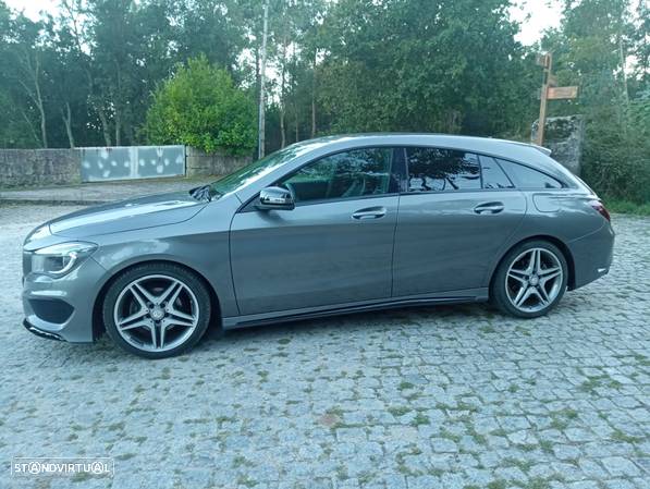 Mercedes-Benz CLA 180 d Shooting Brake AMG Line - 3