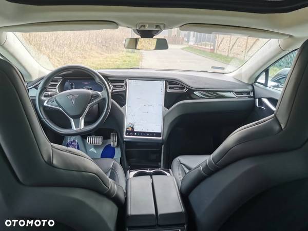 Tesla Model S Standard - 18