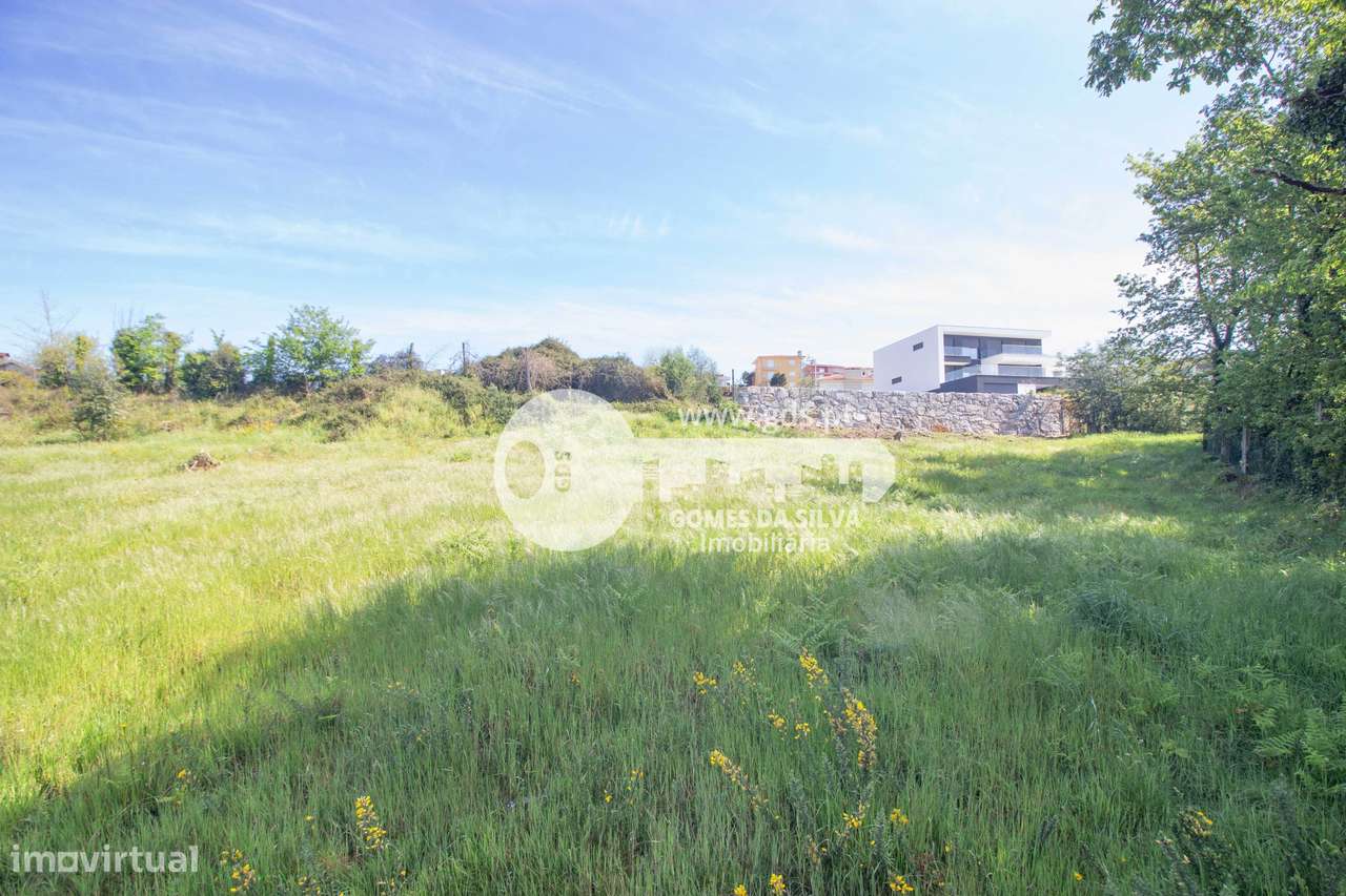 Villa Premium com Piscina e Acabamentos de Luxo – Vila Verde-8