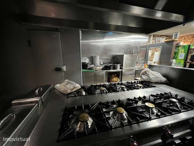 Loja - Restaurante totalmente Remodelado e Equipado-21