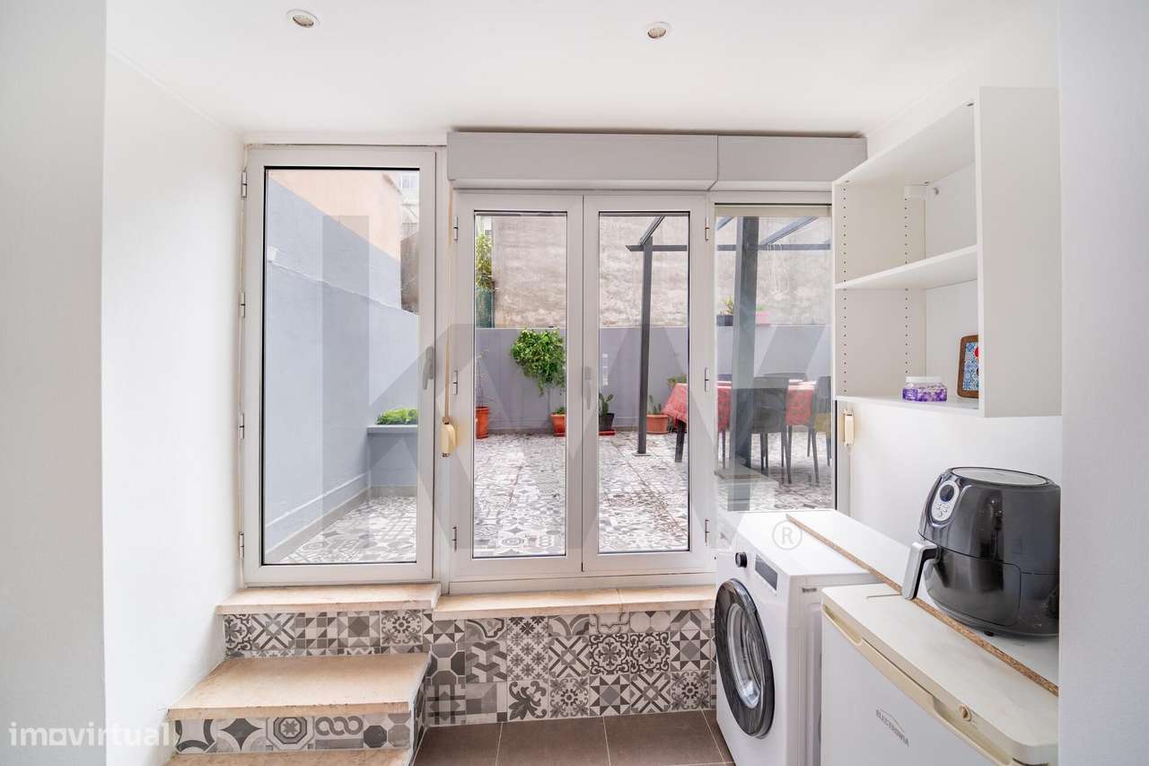 T3 | R. Almirante Reis | 1º andar com elevador | Terraço Privado - Grande imagem: 2/24