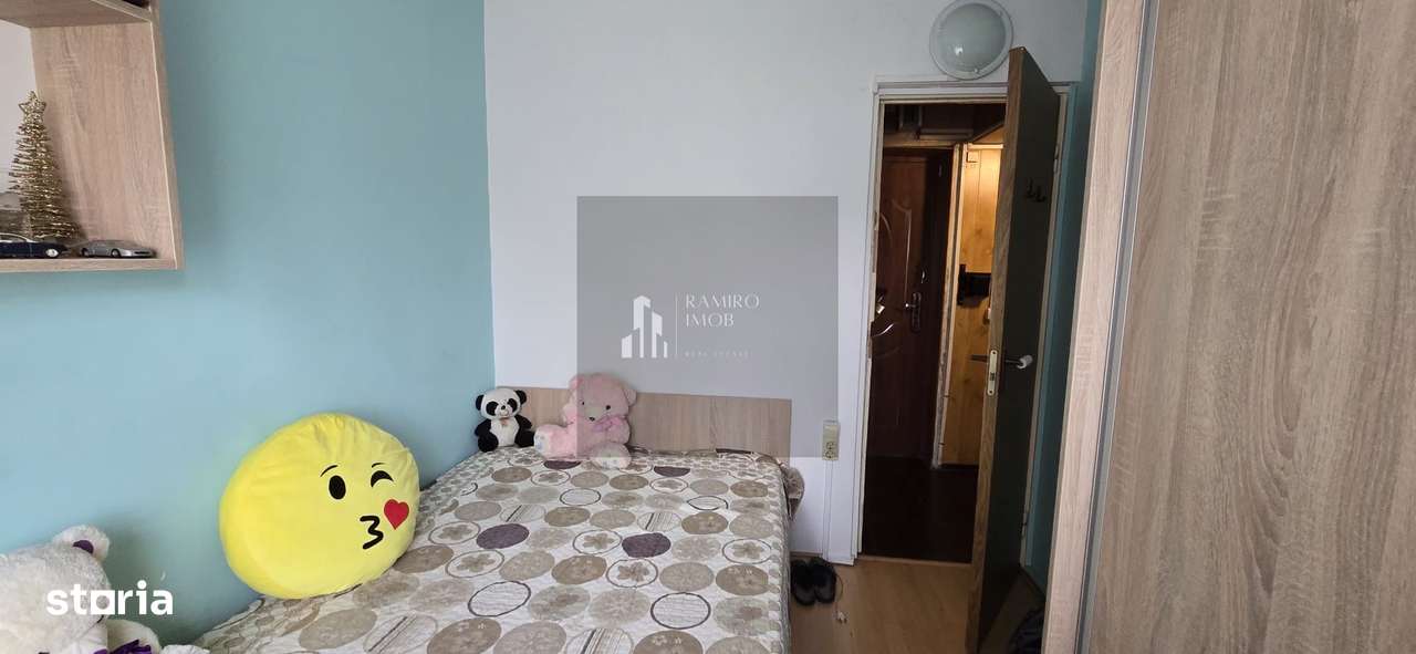 Apartament 3 camere Bd Ctin Brancoveanu /parcare x