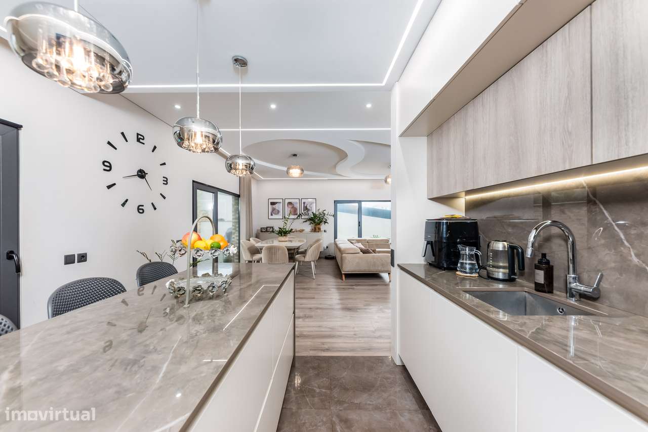 Moradia T4 Ramada | Piscina | Espaço exterior-14