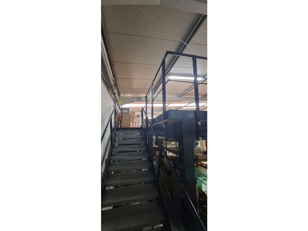 Armazém para Venda e/ou Arrendamento | Zona Industrial de Vialonga ...-6