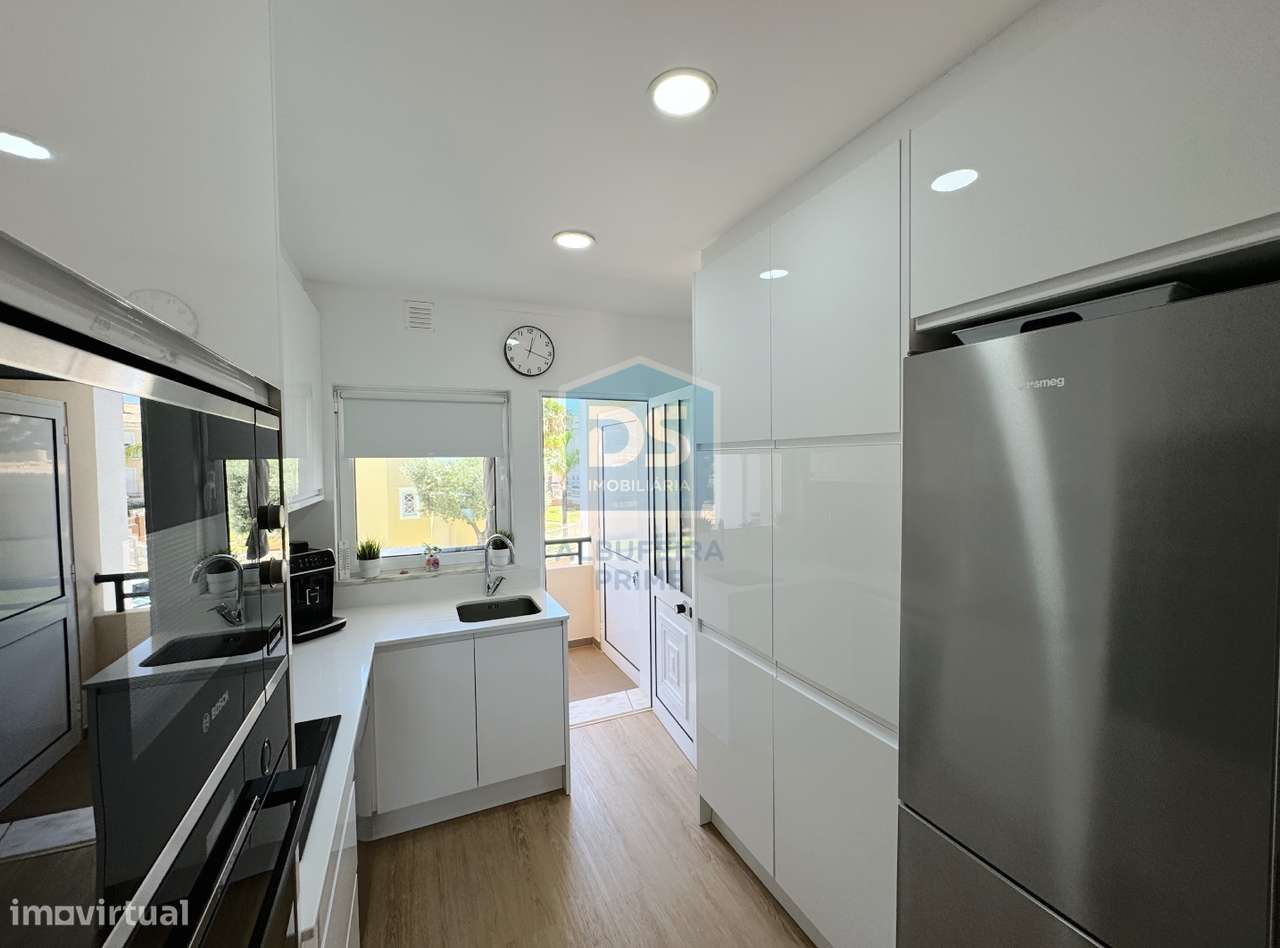 Apartamento T2 Venda em Quarteira,Loulé-25