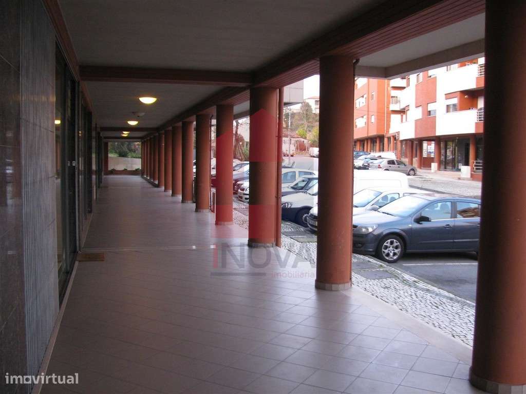 Loja, Vila Verde - Grande imagem: 3/5