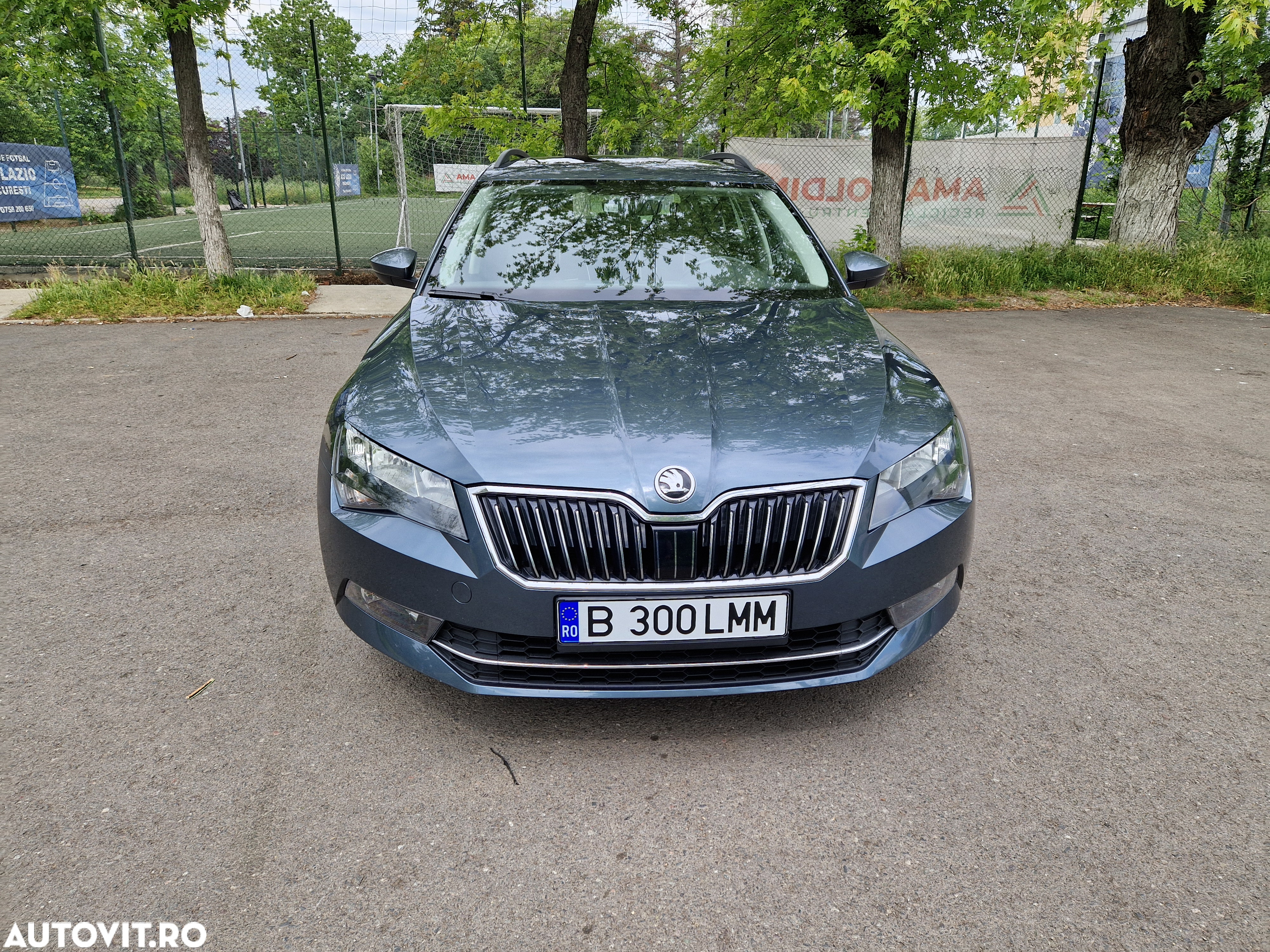 Skoda Superb 2.0 TDI 4x4 DSG Premium Edition - 18