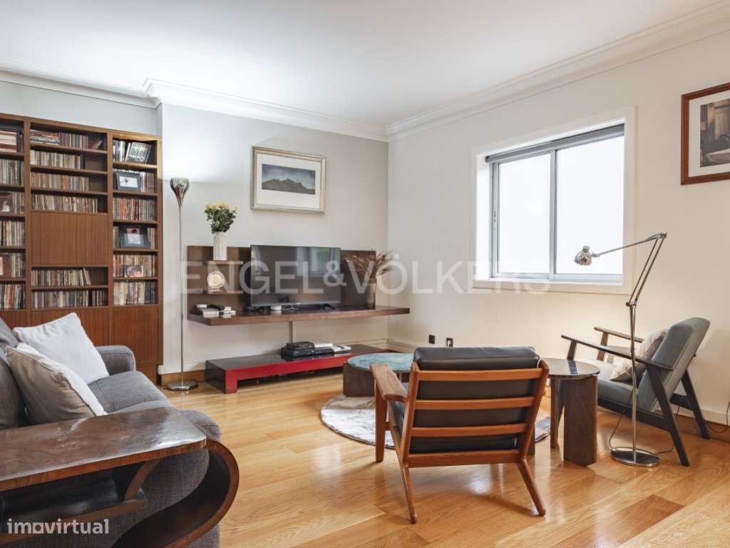 Oportunidade unica perto da Assembleia da Republica - Grande imagem: 2/26