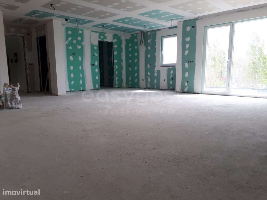 Apartamento T3 com Acabamentos de Excelência e Localização Central ... - Grande imagem: 4/7