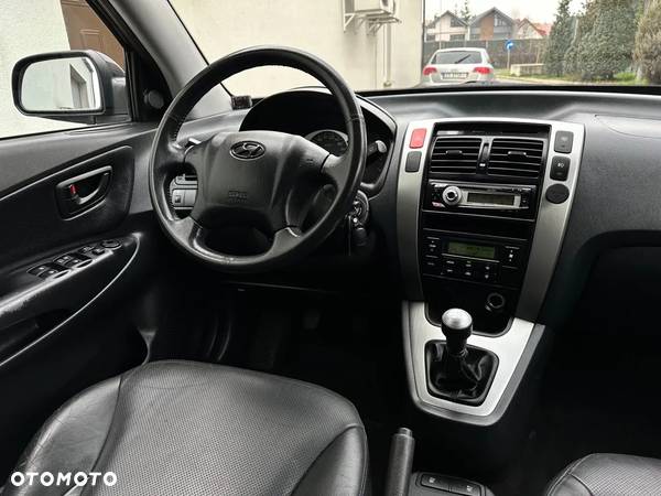 Hyundai Tucson 2.0 Comfort 2WD - 20