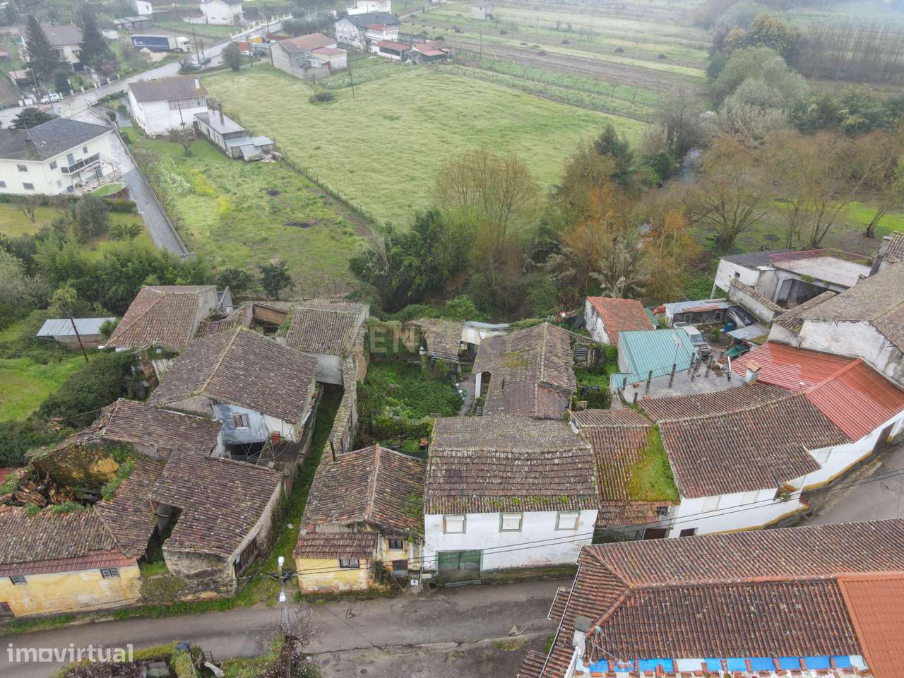 Duas Casas Usadas em Foz de Arouce, Lousã - 567m² por 150.000€ - Grande imagem: 4/24