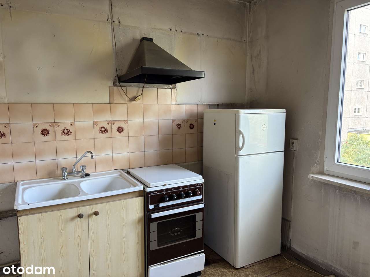 Mieszkanie do remontu | 3 pokoje, loggia! | os. Batorego, Żyrardów-5