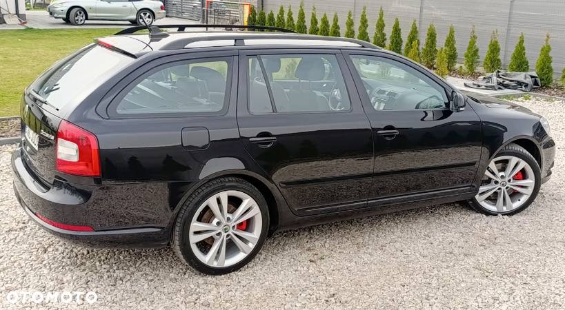 Skoda Octavia Combi 2.0 TDI CR DPF RS - 18