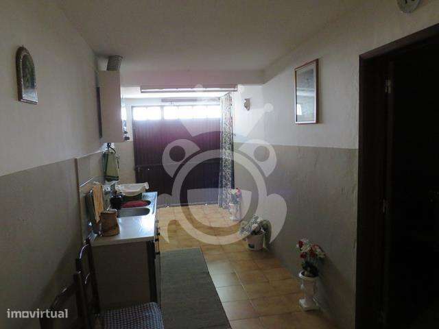 Moradia T3 na Encosta de Monsaraz com Quintal-16